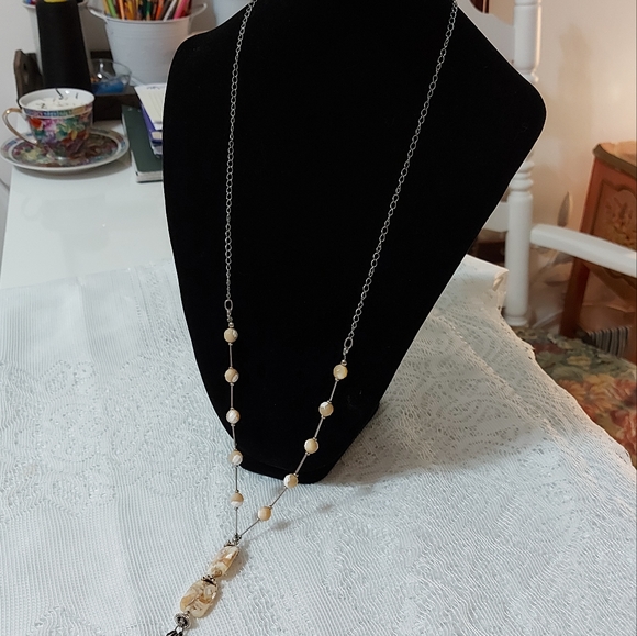 Long necklace Amber and white colors - Picture 2 of 10